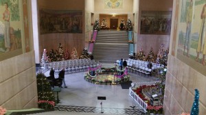 The Capitol was decorated for Christmas on the day lawmakers met at the cal lof the governor to authorize development contracts as requested by Nike,