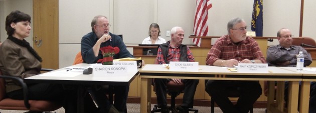 This part of the council favored withdrawing the pot ban. At the table from left are Mayor Sharon Konopa and Councilors Floyd Collins, Dick Olsen, Ray  Kopczynski and Bill Coburn.
